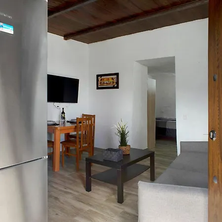 Ca' Navarro * Vega de San Mateo